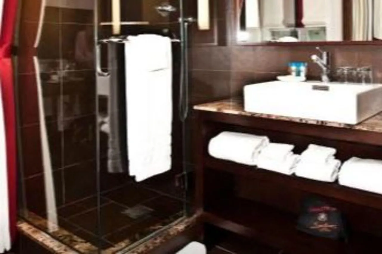 Sanctuary Hotel New York 4*,